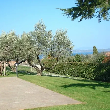 Oliva Bracciano (Rome)