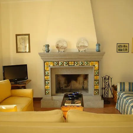 Oliva Villa Bracciano (Rome)